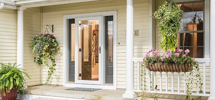 screen door installation in Richmond