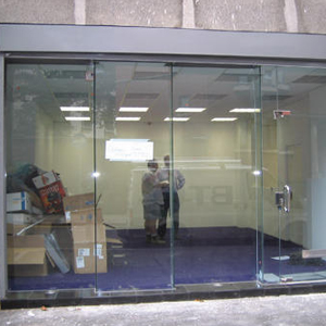 shop front door repair Richmond